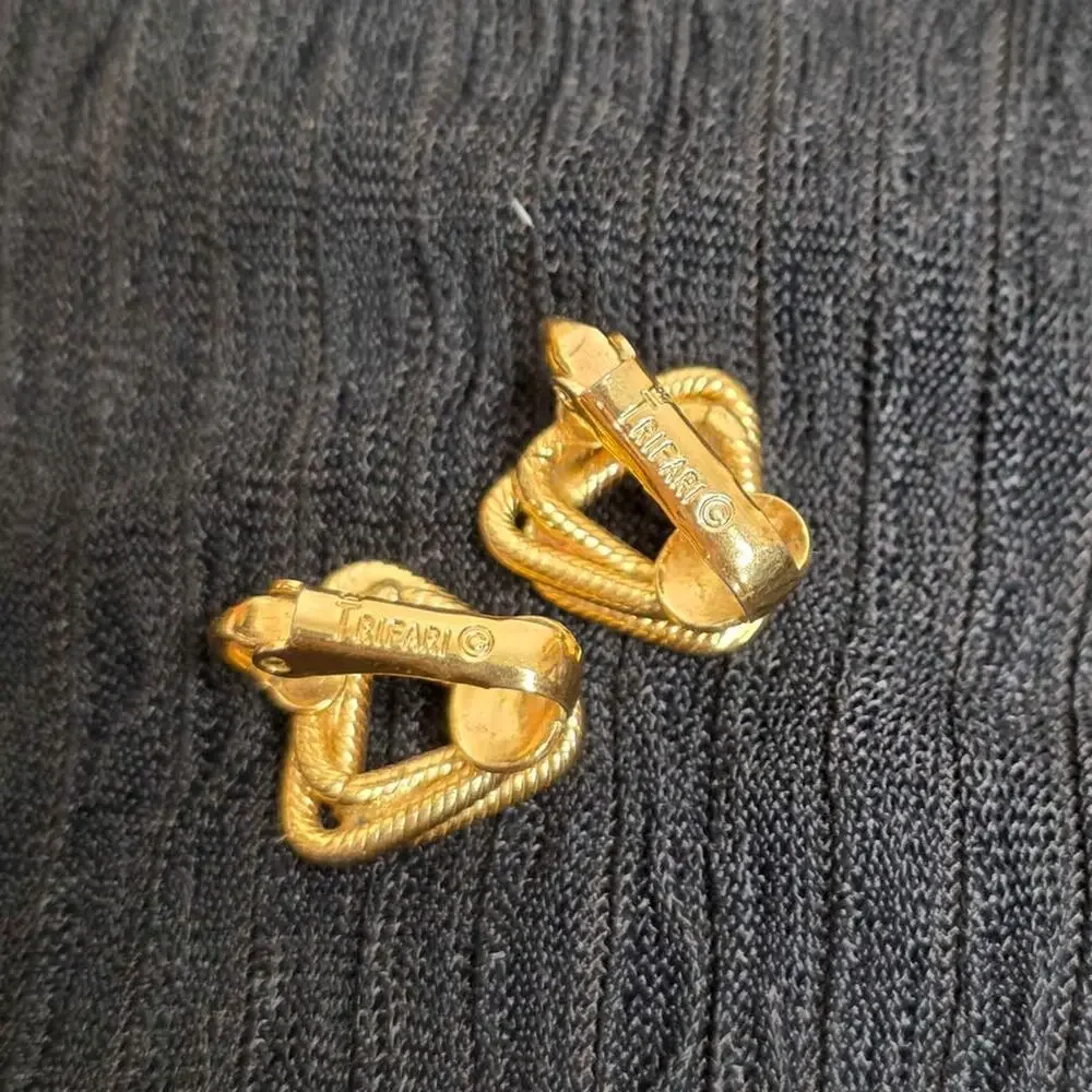 Vintage Trifari Gold Tone Earrings Rope Triangle 80s Clip Ons